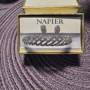 NWT Napier Bracelet and earrings set